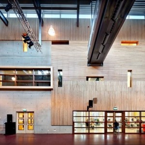 Atrium l'école à Almere
